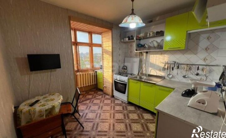 3-комн квартира Симферополь, Садовая улица, 78