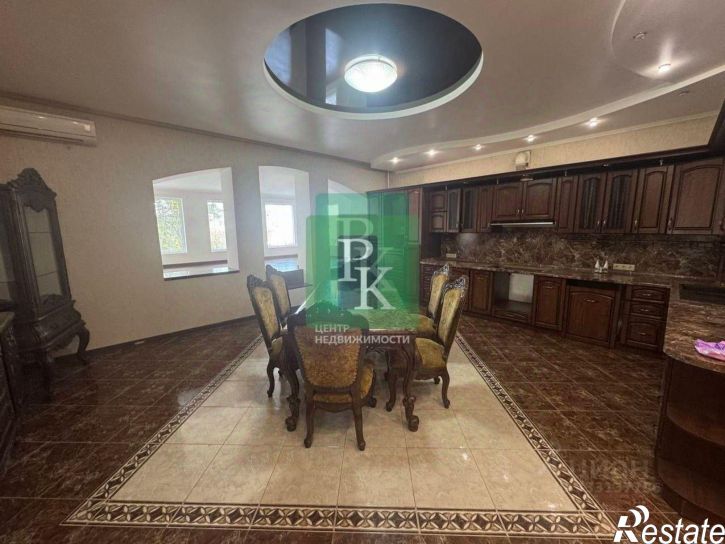 6-комн квартира улица Репина, д 15/3