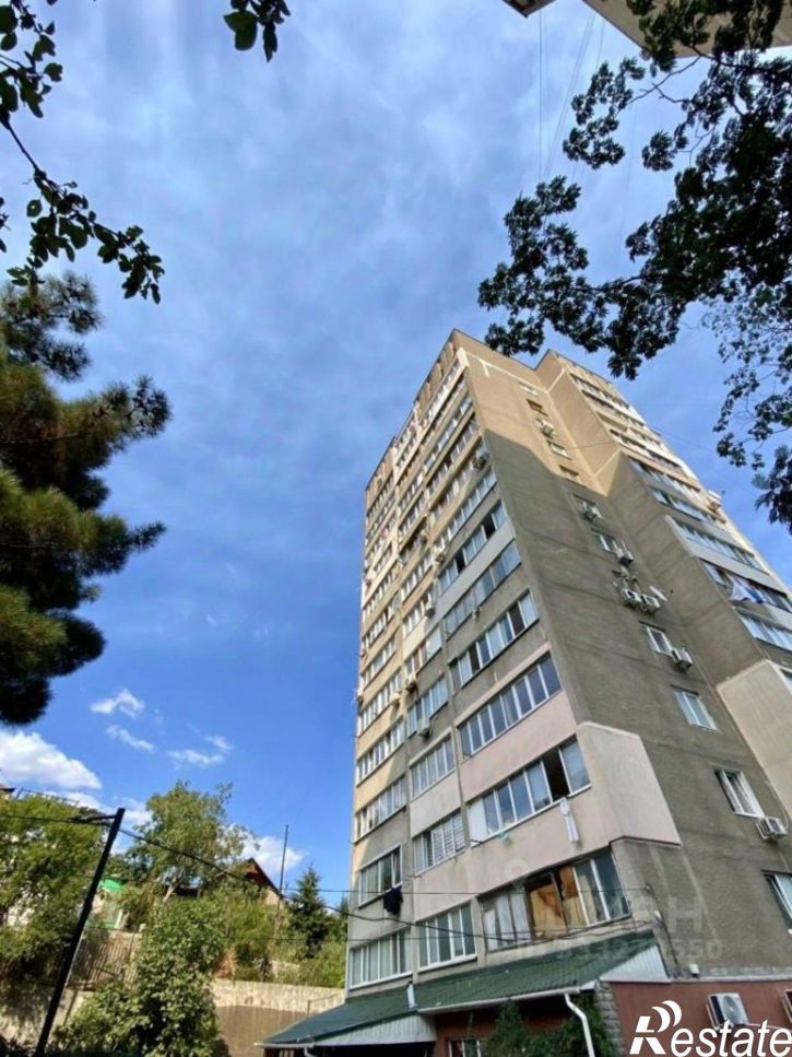 2-комн квартира г Ялта, ул Октябрьская, д 6