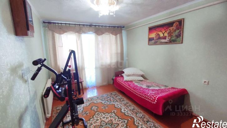4-комн квартира Сакский район, село Орехово