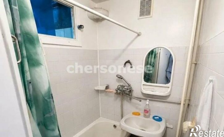 2-комн квартира Севастополь, улица Репина, 6