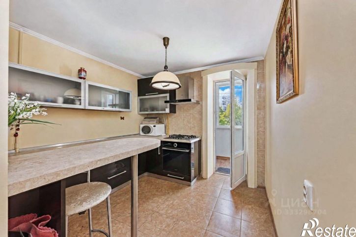 4-комн квартира пр-кт Генерала Острякова, 89,  д. 89