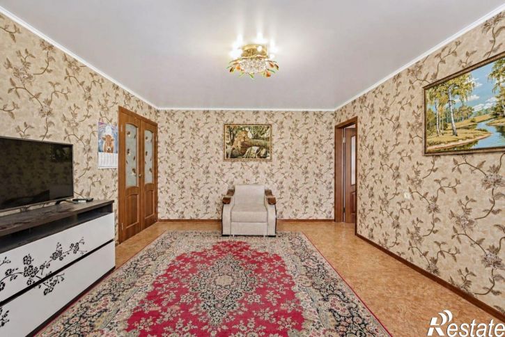 4-комн квартира пр-кт Генерала Острякова, 89,  д. 89