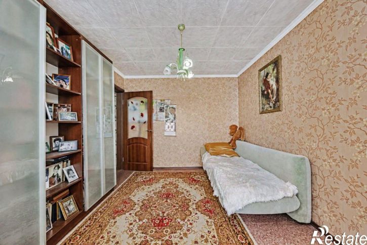 4-комн квартира пр-кт Генерала Острякова, 89,  д. 89