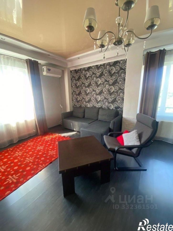 2-комн квартира Симферополь, улица Крылова, 5