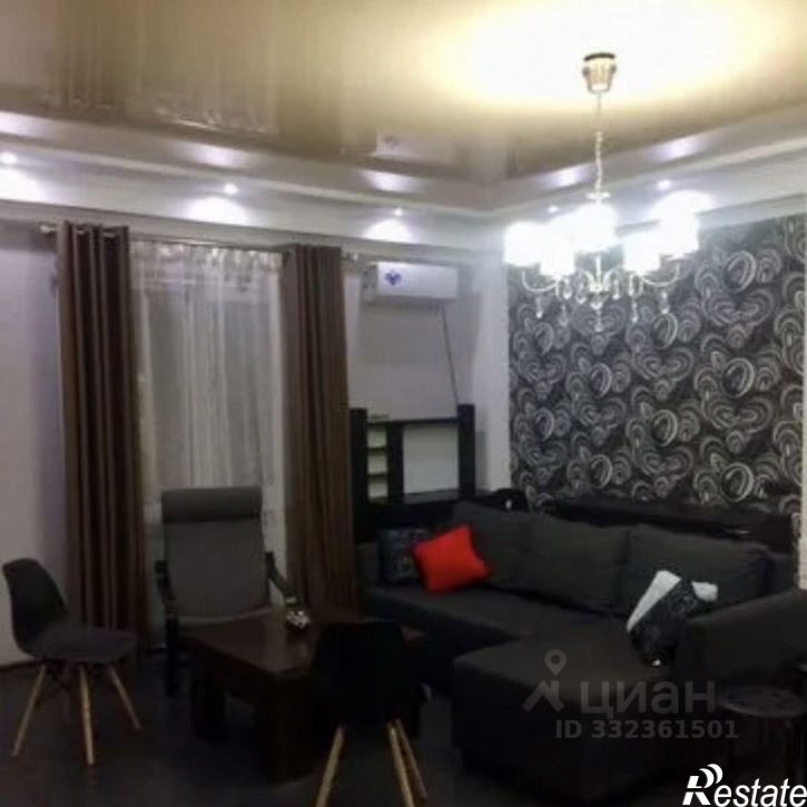 2-комн квартира Симферополь, улица Крылова, 5