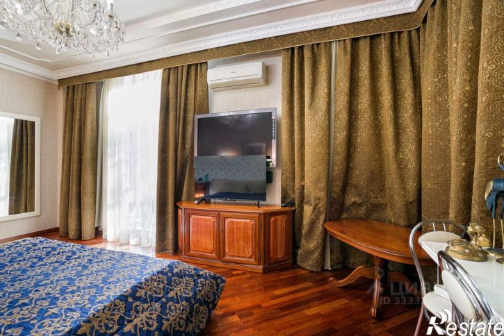 3-комн квартира Ялта, улица Володарского, 11А