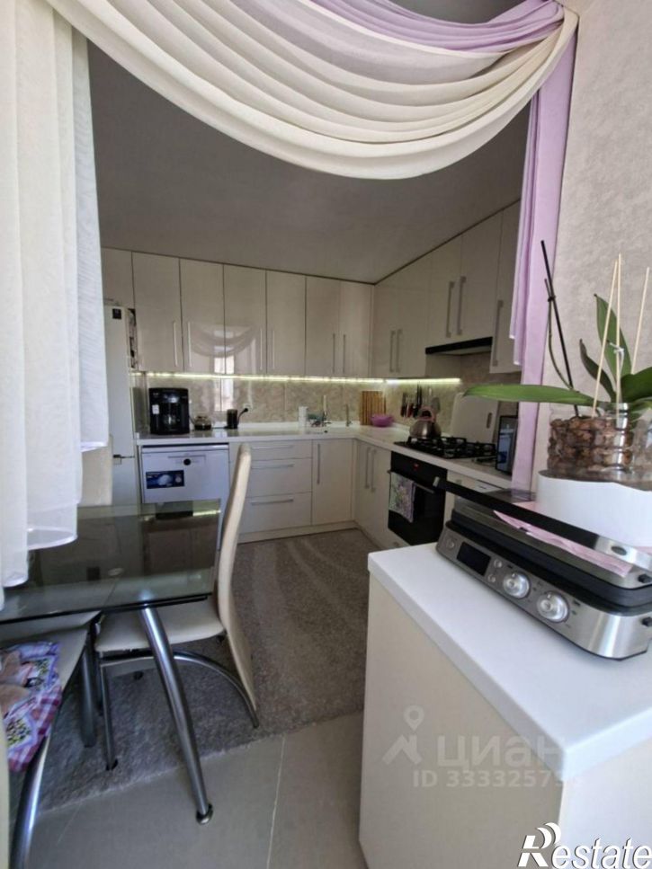 3-комн квартира Севастополь, улица Тараса Шевченко, 47