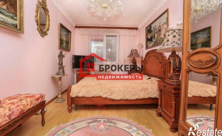 3-комн квартира Севастополь, улица Генерала Лебедя, 36