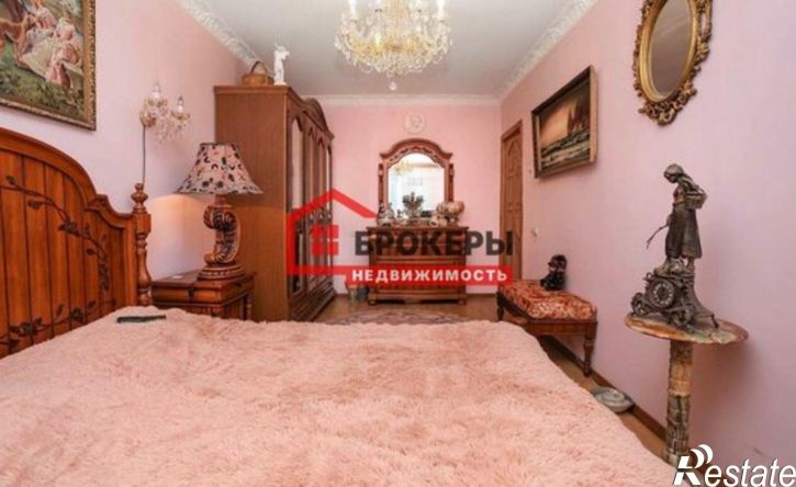 3-комн квартира Севастополь, улица Генерала Лебедя, 36