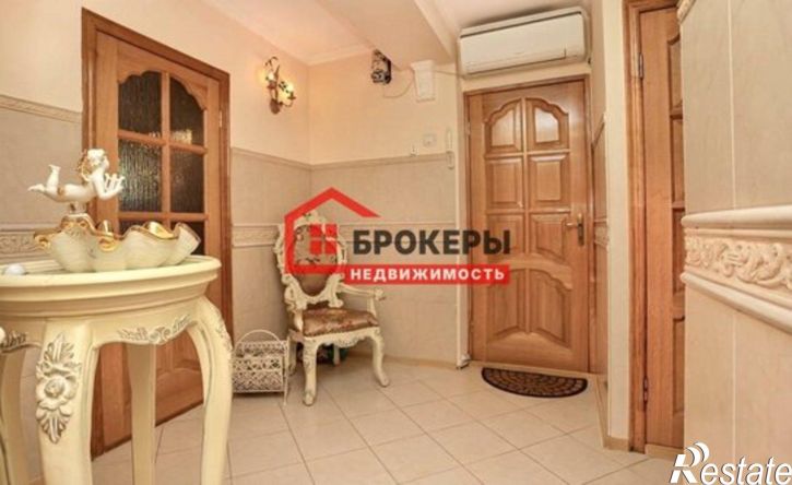 3-комн квартира Севастополь, улица Генерала Лебедя, 36