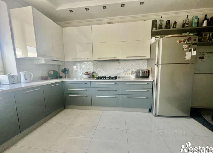 3-комн квартира Евпатория, проспект Ленина, 49