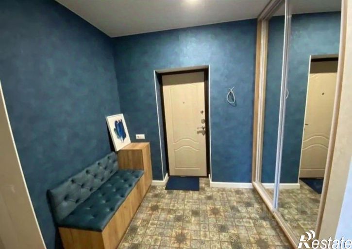 3-комн квартира Севастополь, улица Комбрига Потапова, 37к1