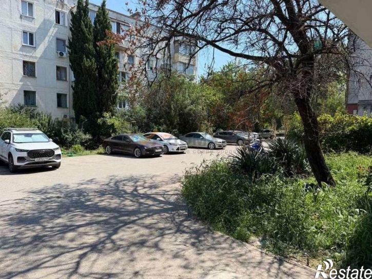 1-комн квартира Хрусталева ул,дом 59к2