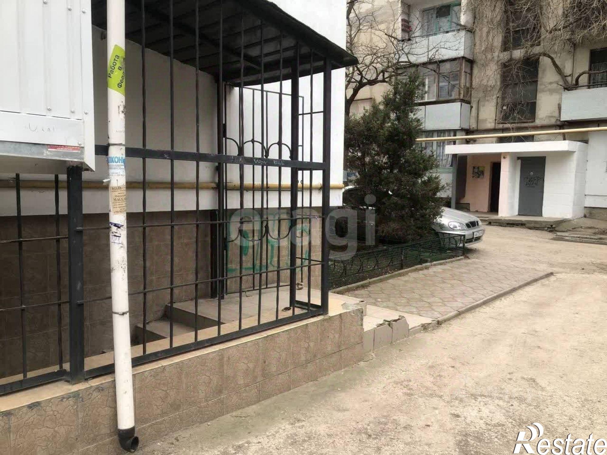 Купить офис, помещение под офис за 9 479 900 рублей на городской округ Феодосия