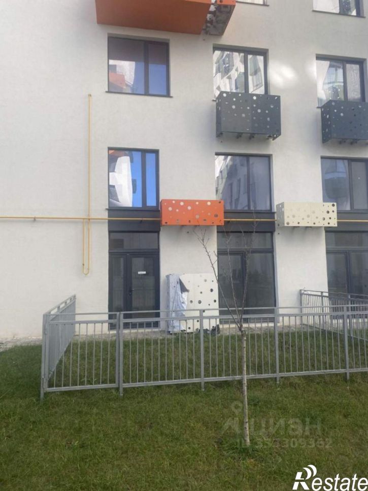 2-комн квартира пр-кт Александра Суворова, 51,  д. 51