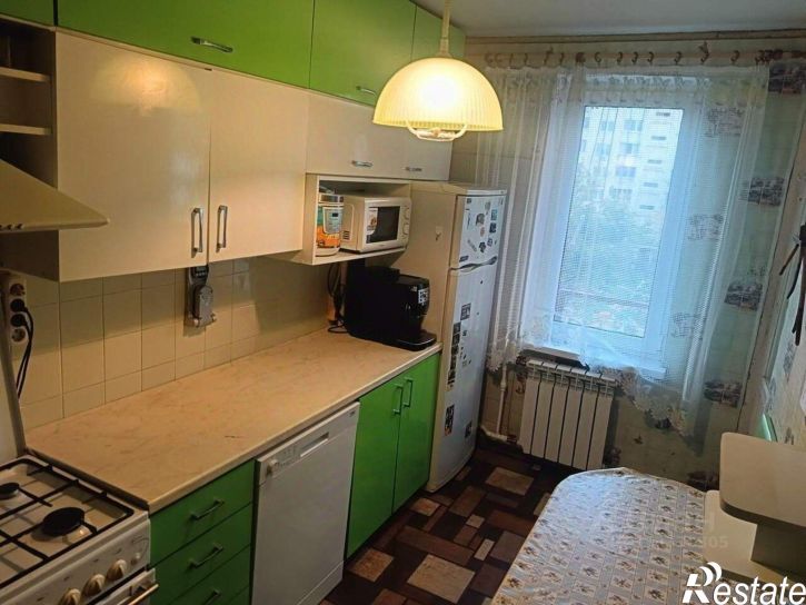 3-комн квартира ул Колобова, 23,  д. 23