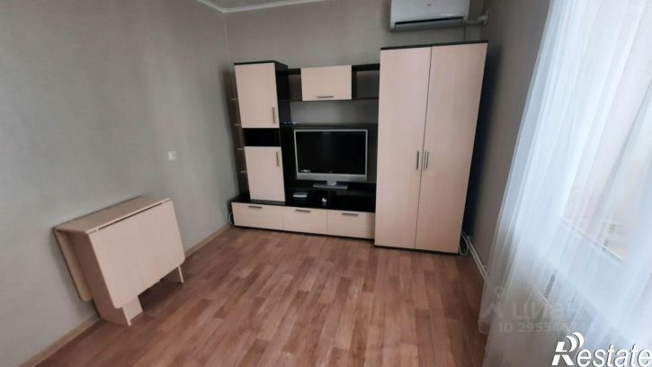 1-комн квартира ул Комбрига Потапова, 24,  д. 24