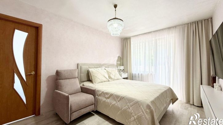 3-комн квартира ул Адмирала Юмашева, 16,  д. 16