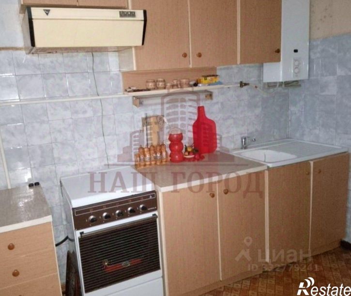 3-комн квартира Феодосия г, Челнокова ул, 66