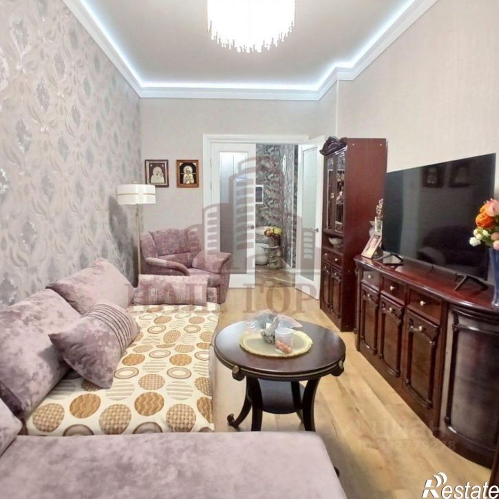 3-комн квартира Феодосия г, Назукина ул, 1