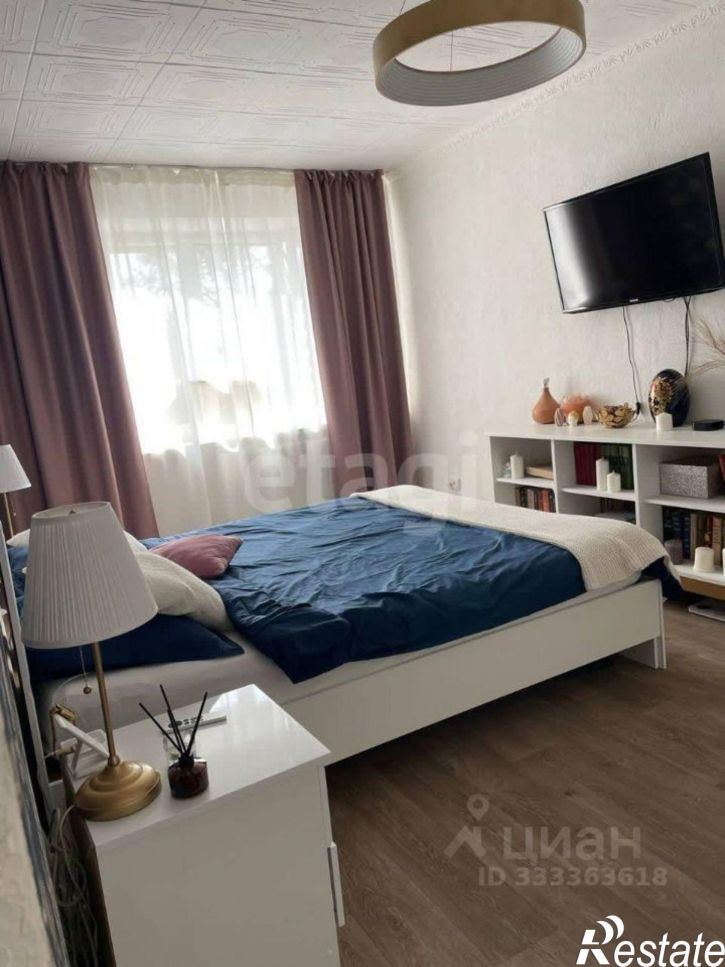 3-комн квартира ул Иванищева, 15,  д. 15