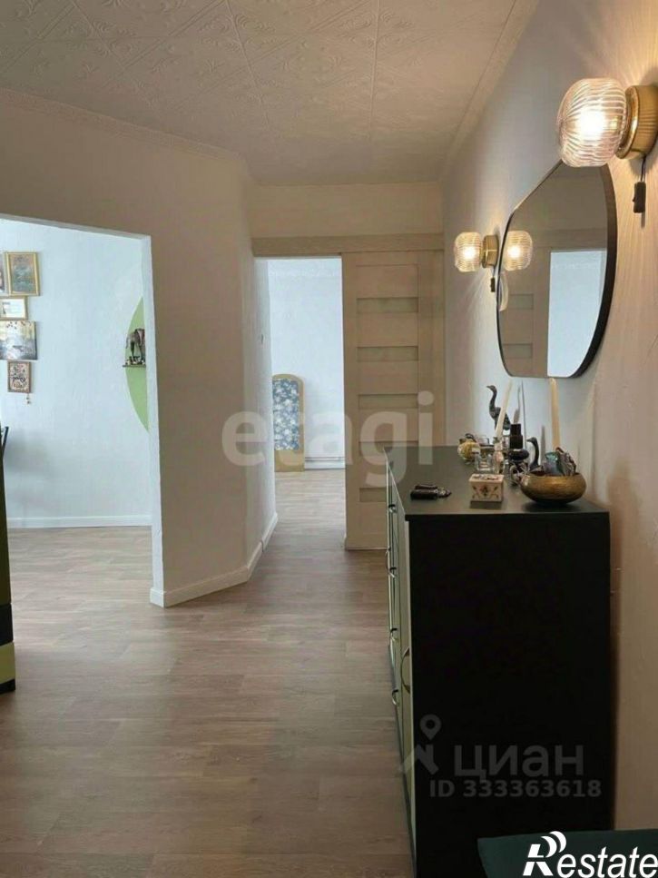 3-комн квартира ул Иванищева, 15,  д. 15