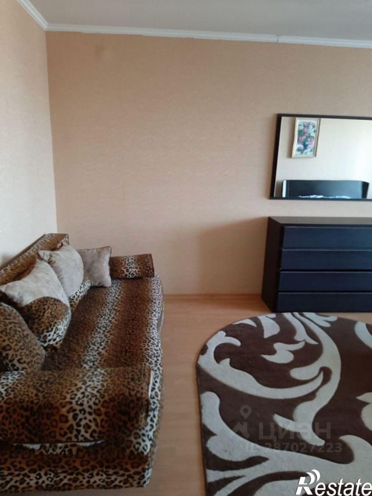1-комн квартира пр-кт Гагарина, 50,  д. 50