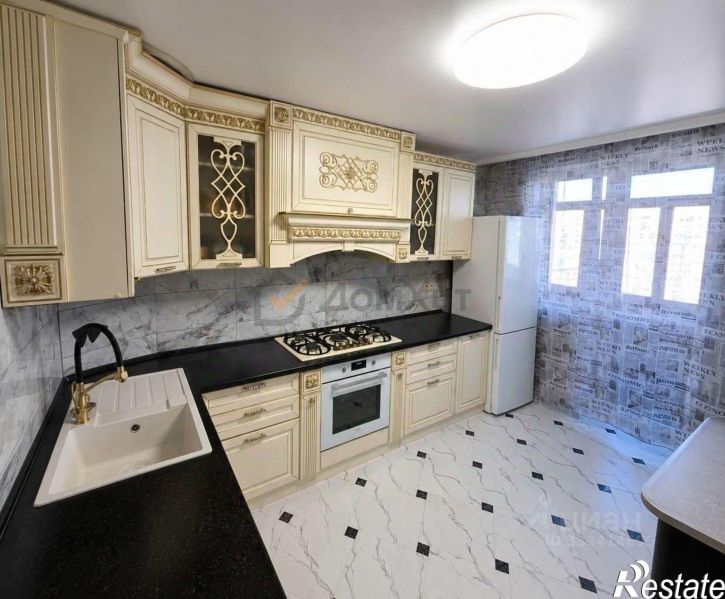 3-комн квартира Тренева ул,дом 8