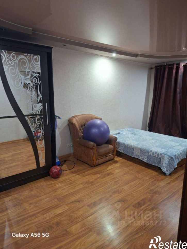 3-комн квартира Феодосия, улица Челнокова, 76А