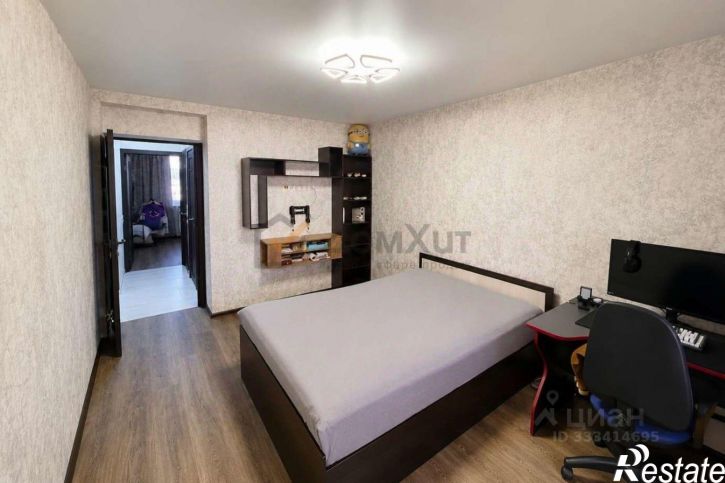 3-комн квартира Тренева ул,дом 8