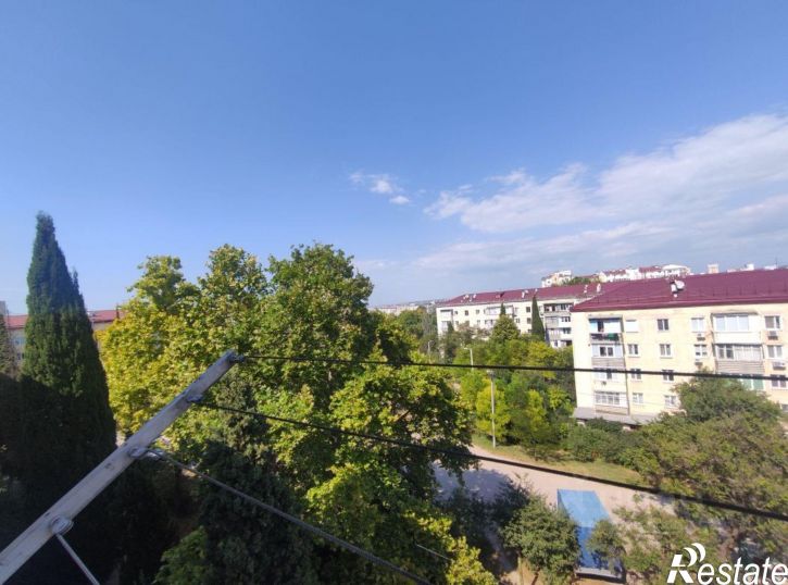 2-комн квартира Севастополь, улица Репина, 8