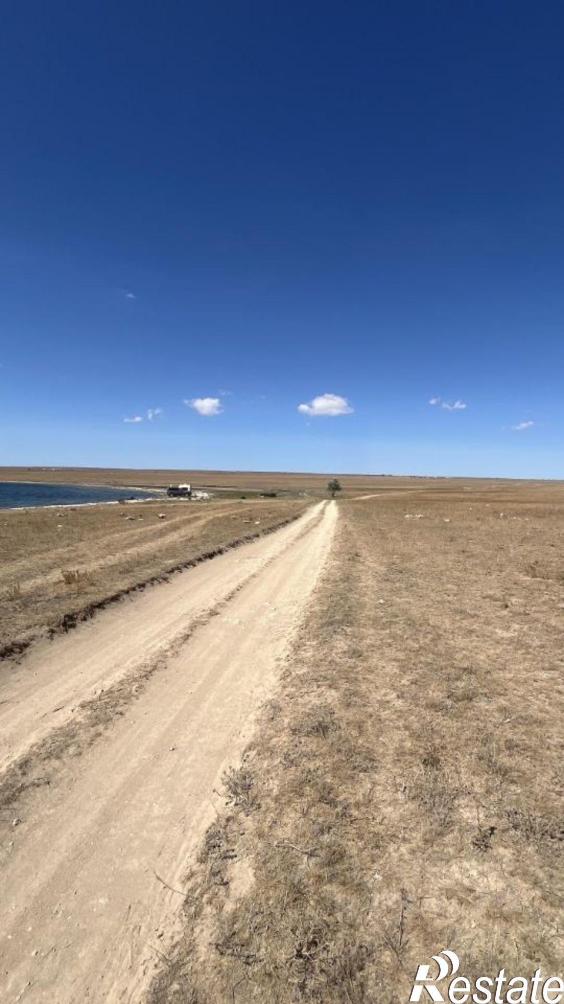 Купить землю, земельный участок за 260 000 рублей на Черноморский район