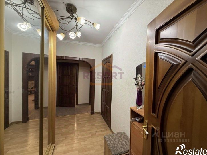3-комн квартира Ялта г., Дзержинского ул., 23