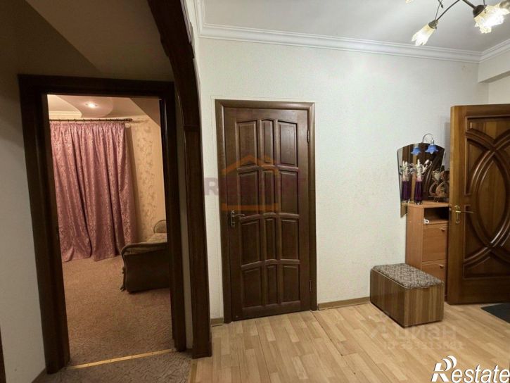 3-комн квартира Ялта г., Дзержинского ул., 23