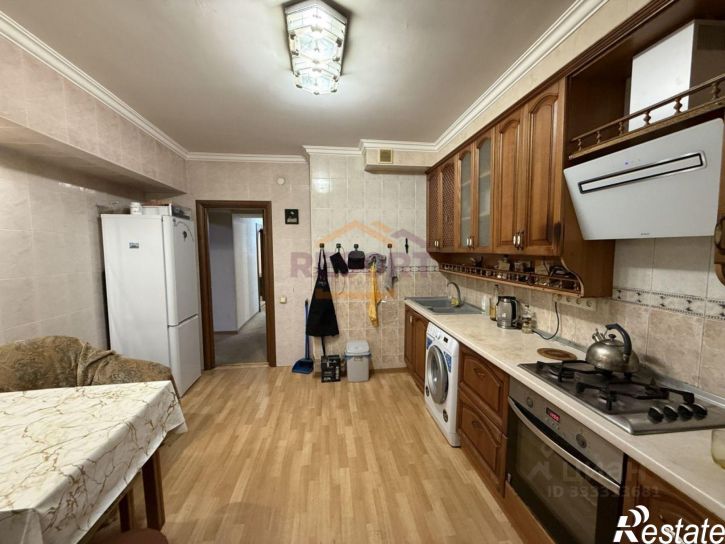 3-комн квартира Ялта г., Дзержинского ул., 23