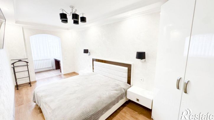 3-комн квартира Ялта, улица Горького, 16