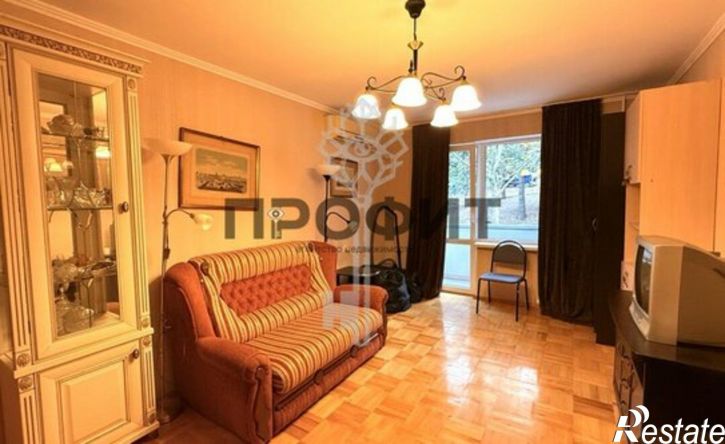 2-комн квартира Алушта, Октябрьская улица, 33