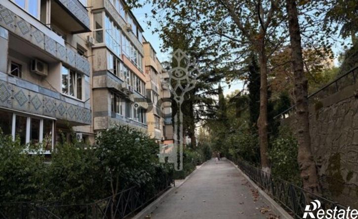 2-комн квартира Алушта, Октябрьская улица, 33