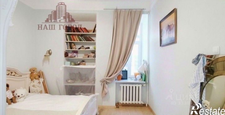 3-комн квартира Феодосия г, Чехова ул, 8