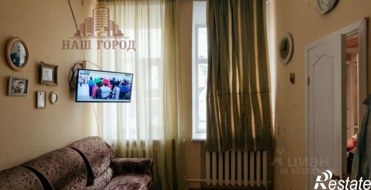 3-комн квартира Феодосия г, Чехова ул, 8
