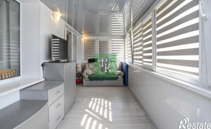 3-комн квартира Севастополь, улица Александра Маринеско, 12