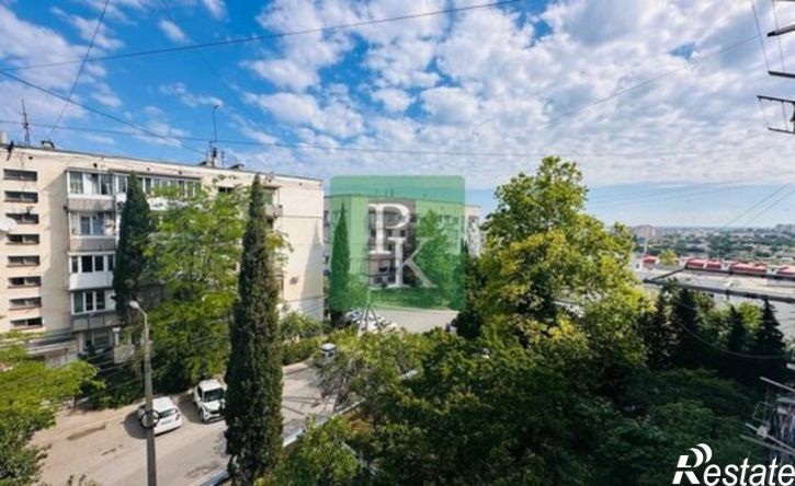 3-комн квартира Севастополь, улица Адмирала Фадеева, 27Ж
