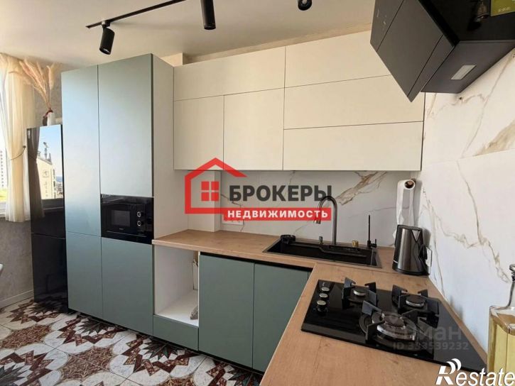 2-комн квартира улица Колобова, 22/2