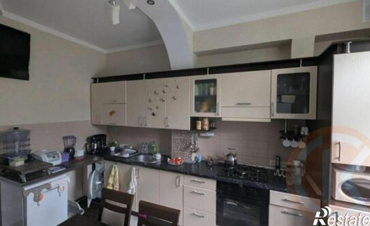 2-комн квартира Евпатория, улица Серова, 30