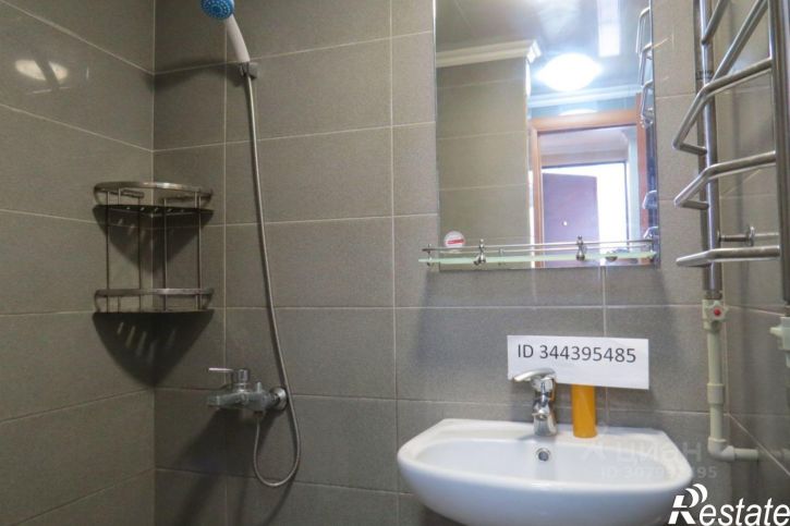 2-комн квартира ул 13-го Апреля, 13,  д. 13