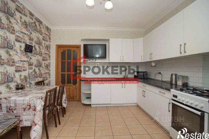 5-комн квартира пр-кт Победы, 44А,  д. 44А