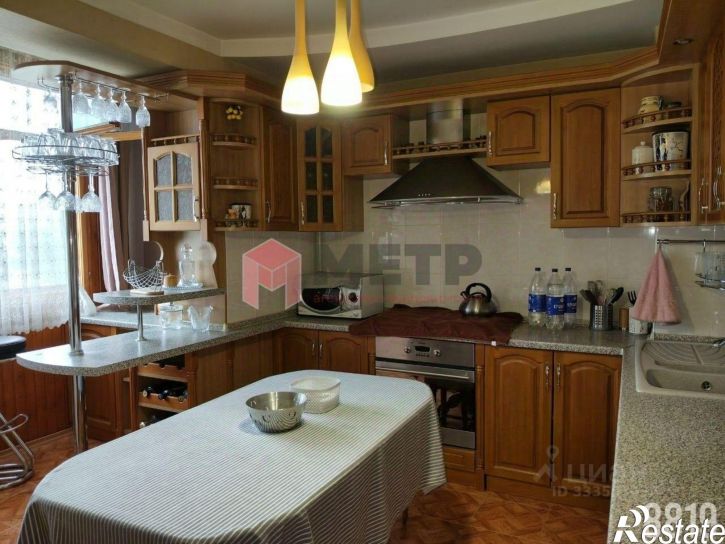 3-комн квартира ул Хрусталева, 87,  д. 87