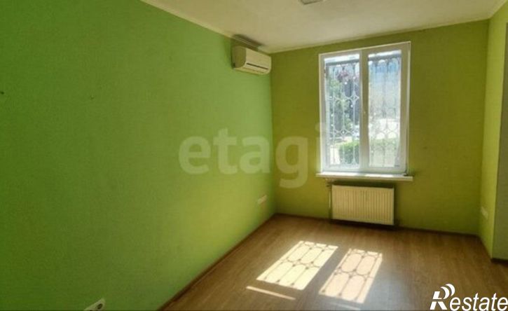 3-комн квартира Феодосия, улица Вити Коробкова, 14