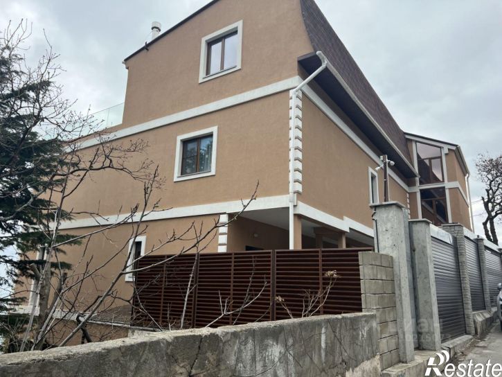 2-комн квартира Алупка, улица Ленина, 9А